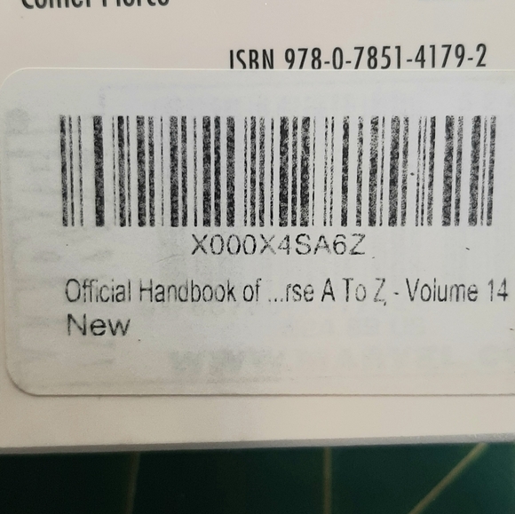 MARVEL OFFICIAL HANDBOOK OF THE MARVEL UNIVERSE - Picture 6 of 10